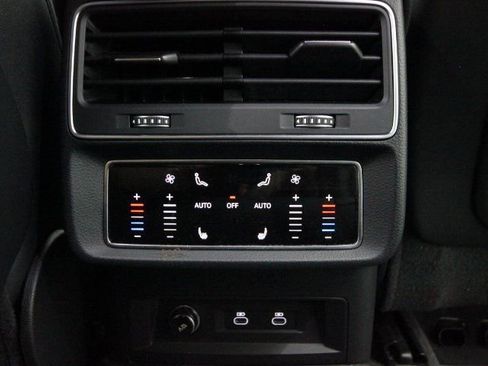 Used 2022 Audi Q7 2.0T Premium Plus image 33