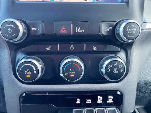 Used 2023 RAM 1500 Big Horn AWD/4WD image 16