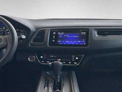 Used 2017 Honda HR-V EX image 30