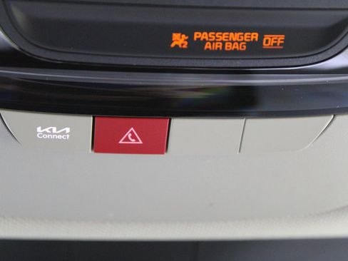 New 2026 Kia Sorento S image 51