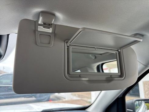 Used 2022 Ford Maverick XL FWD image 31