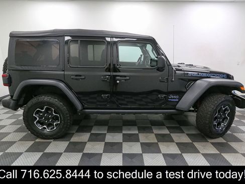 Used 2022 Jeep Wrangler Unlimited Rubicon 4xe w/ Cold Weather Group AWD/4WD image 9