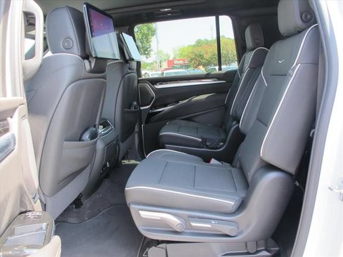 New 2026 Cadillac Escalade ESV Sport w/ Touring Package AWD/4WD image 24