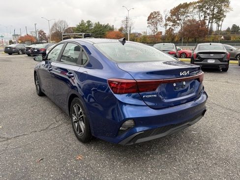 Certified 2023 Kia Forte LXS image 7