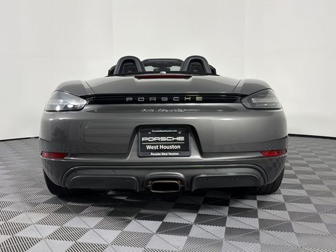 Certified 2024 Porsche 718 Boxster RWD image 10