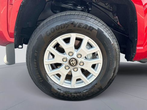 Used 2026 Toyota Tacoma SR5 RWD image 11