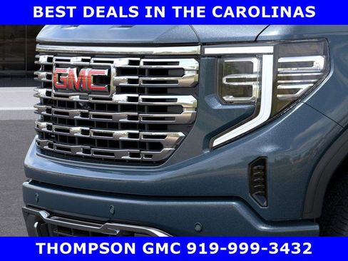 New 2026 GMC Sierra 1500 Denali w/ Denali Reserve Package AWD/4WD image 13