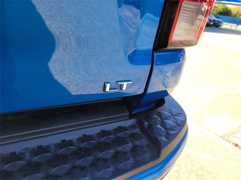 Used 2023 Chevrolet Colorado LT w/ LT Convenience Package image 12