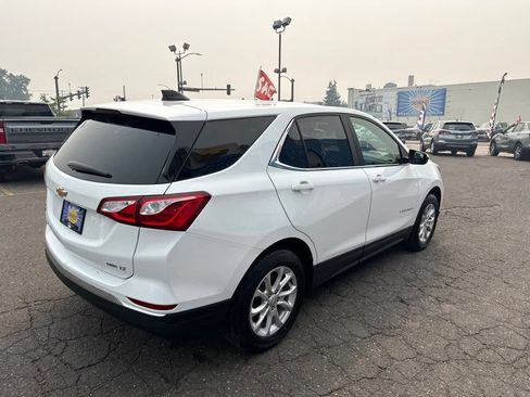 Used 2021 Chevrolet Equinox LT AWD/4WD image 11