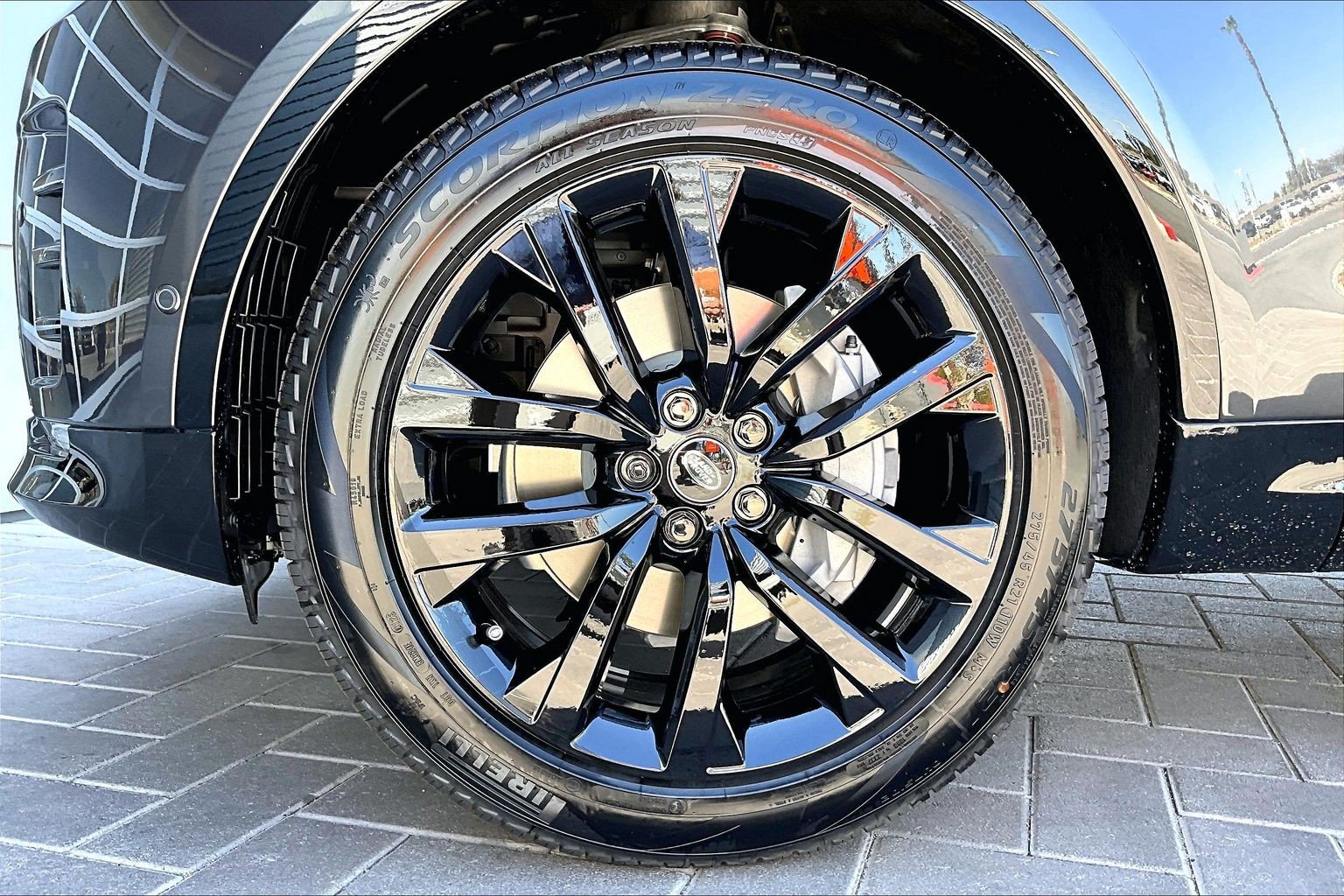 New 2026 Land Rover Discovery Dynamic SE AWD/4WD image 12