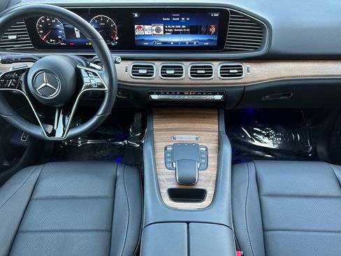 Certified 2025 Mercedes-Benz GLE 450 4MATIC image 15