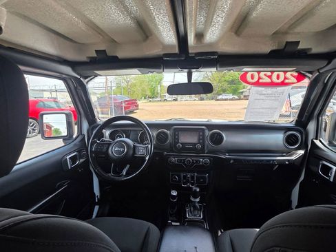 Used 2020 Jeep Wrangler Unlimited Sport AWD/4WD image 17