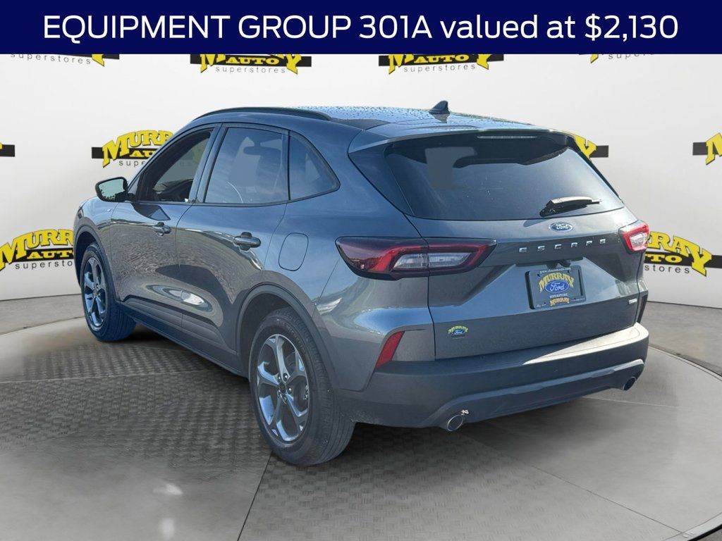 Certified 2025 Ford Escape ST-Line w/ Equipment Group 301A FWD image 4