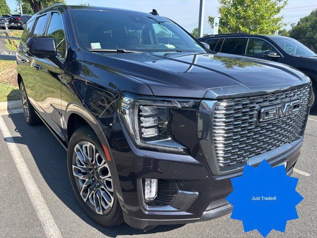 Used 2024 GMC Yukon Denali Ultimate AWD/4WD image 1