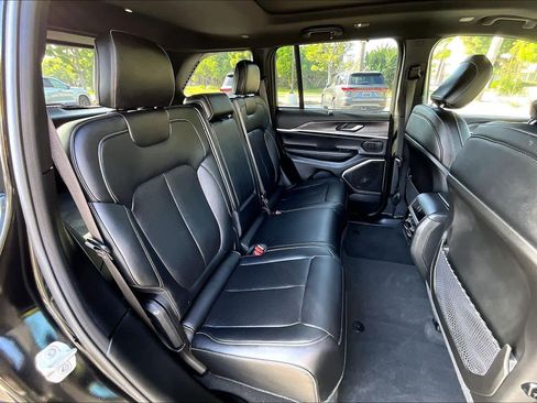 Used 2024 Jeep Grand Cherokee Limited 4xe image 19