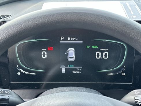 Certified 2023 Kia Sportage LX FWD image 10