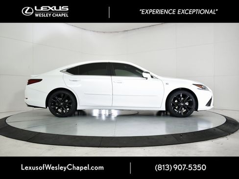 Used 2022 Lexus ES 350 F Sport image 4