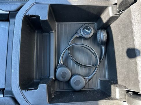 Used 2021 GMC Yukon XL Denali w/ Denali Premium Package image 29