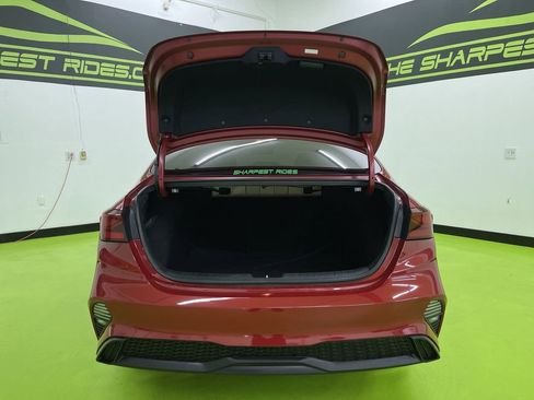 Used 2023 Kia Forte LXS w/ LXS Technology Package image 9