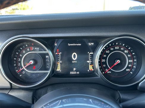 Used 2021 Jeep Gladiator Mojave w/ LED Lighting Group image 12