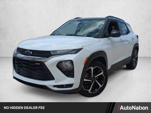 Used 2022 Chevrolet TrailBlazer RS w/ Sun and Liftgate Package FWD image 1