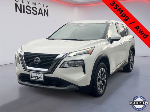 Used 2023 Nissan Rogue SV image 1
