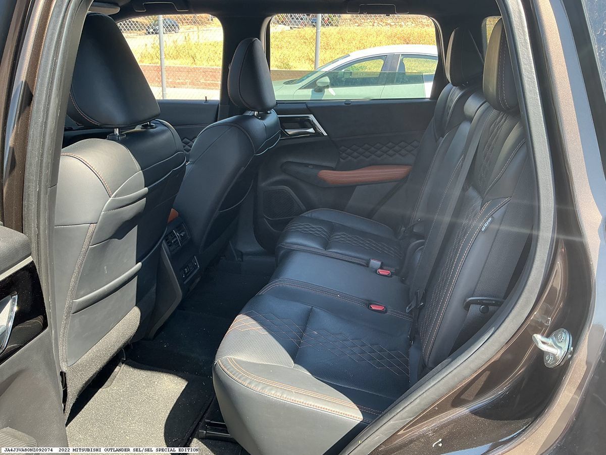 Used 2022 Mitsubishi Outlander SEL FWD image 8