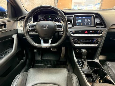 Used 2018 Hyundai Sonata Sport image 13