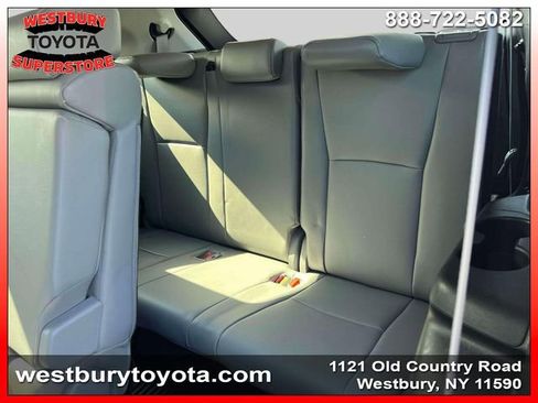 Used 2022 Toyota Highlander Limited AWD/4WD image 19
