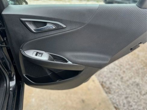 Used 2018 Chevrolet Malibu LT FWD image 23
