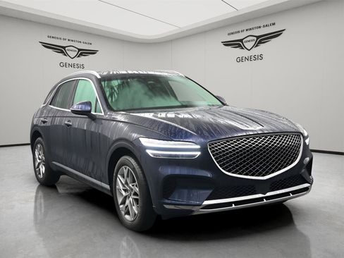 Used 2025 Genesis GV70 2.5T AWD/4WD image 17