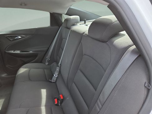 Used 2020 Chevrolet Malibu RS image 27