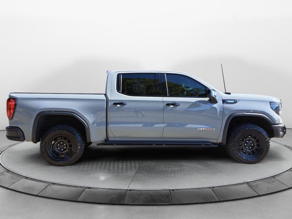 Used 2024 GMC Sierra 1500 AT4X w/ AT4X AEV Edition AWD/4WD image 8