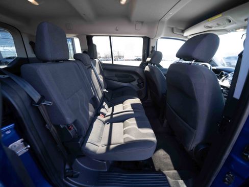 Used 2017 Ford Transit Connect XLT image 25
