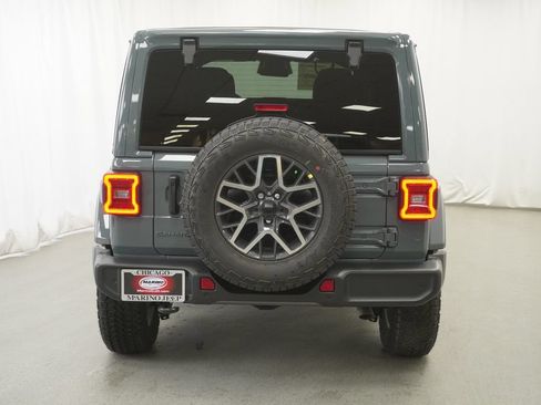 New 2026 Jeep Wrangler Unlimited Sahara AWD/4WD image 10