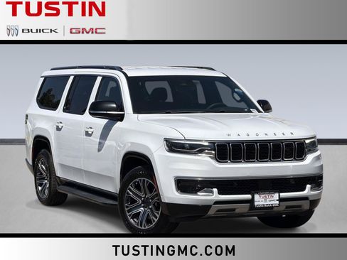 Used 2023 Jeep Wagoneer L Series II AWD/4WD image 1