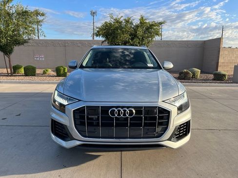 Used 2023 Audi Q8 Premium Plus w/ Premium Plus Package AWD/4WD image 3