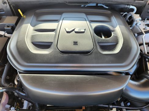 Used 2019 Dodge Durango GT AWD/4WD image 16