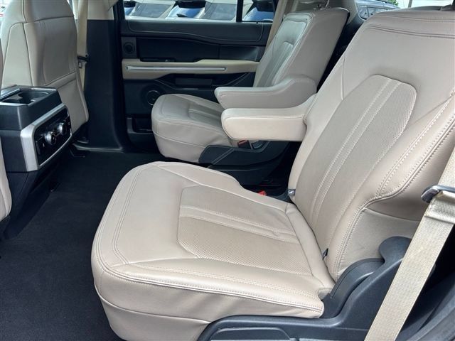 Used 2024 Ford Expedition Limited RWD image 13