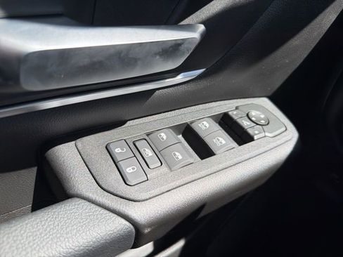 New 2026 RAM 1500 4x4 Crew Cab image 25