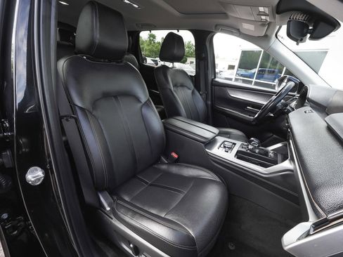 Used 2024 MAZDA CX-90 Plug-In Hybrid w/ Preferred AWD/4WD image 44