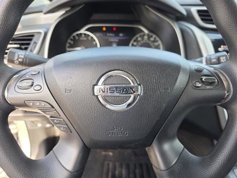 Used 2022 Nissan Murano S FWD image 30