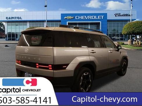 Used 2024 Hyundai Santa Fe SEL AWD/4WD image 3