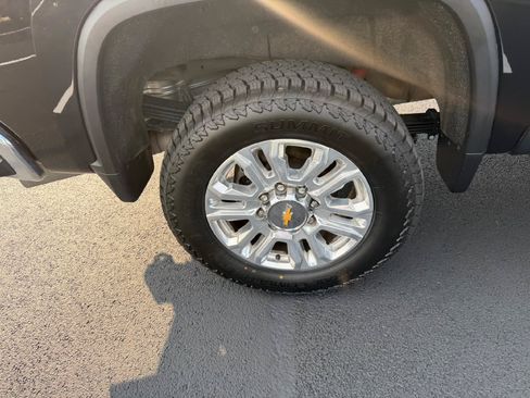 Certified 2023 Chevrolet Silverado 2500 LTZ AWD/4WD image 11
