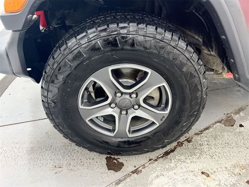 Used 2018 Jeep Wrangler Unlimited Sport S image 25