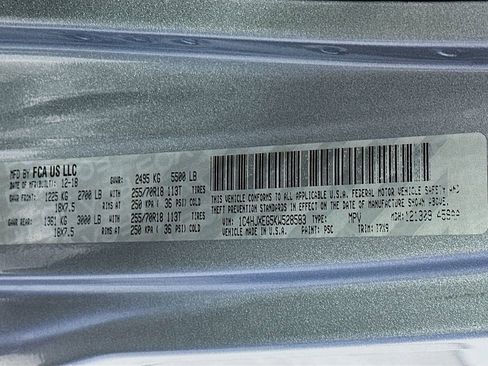 Used 2019 Jeep Wrangler Unlimited Sahara image 36