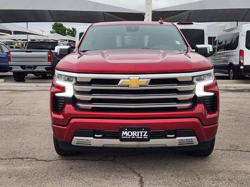 Certified 2025 Chevrolet Silverado 1500 High Country AWD/4WD image 2