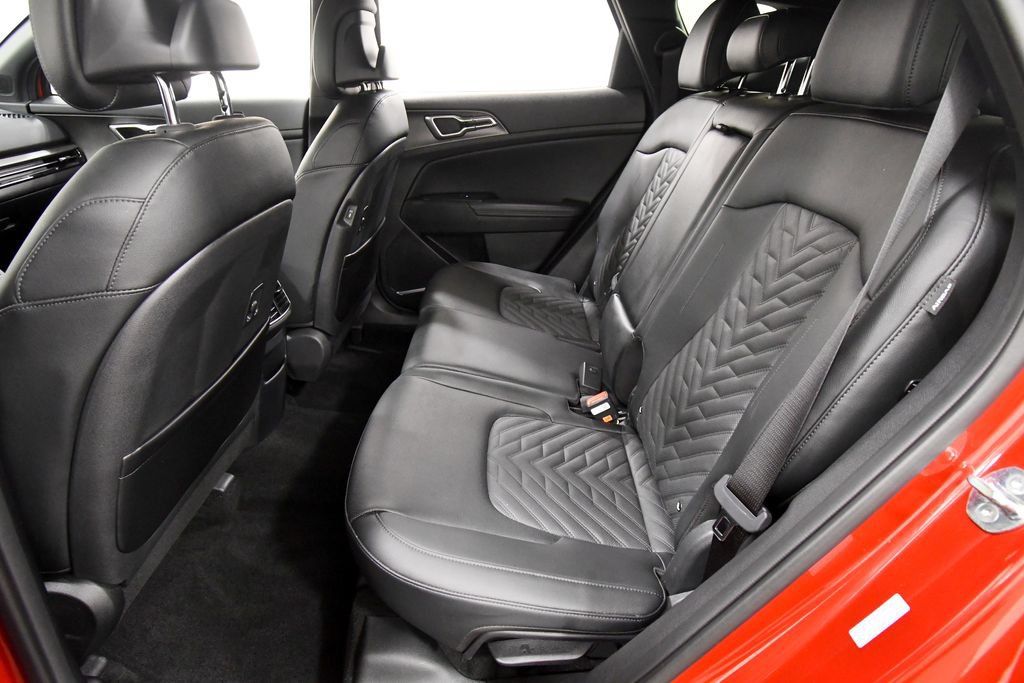 Certified 2026 Kia Sportage X-Line w/ X-Line Technology Package AWD/4WD image 15
