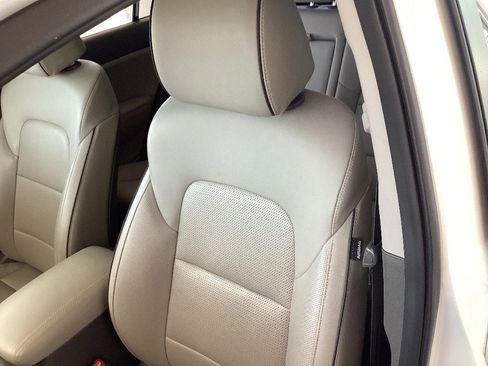 Used 2019 Kia Sportage EX w/ EX Technology Package FWD image 10