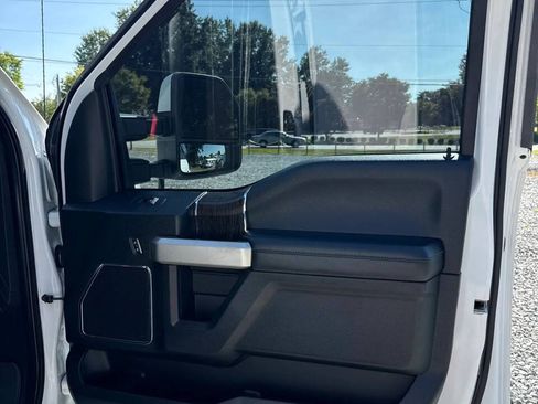 Used 2020 Ford F350 Lariat AWD/4WD image 26